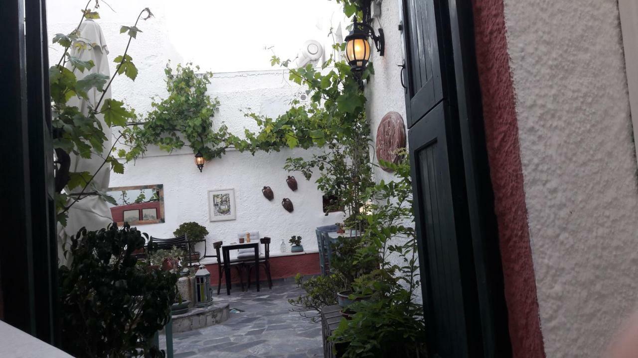 chez irene sweet pension Naxos City Exterior foto